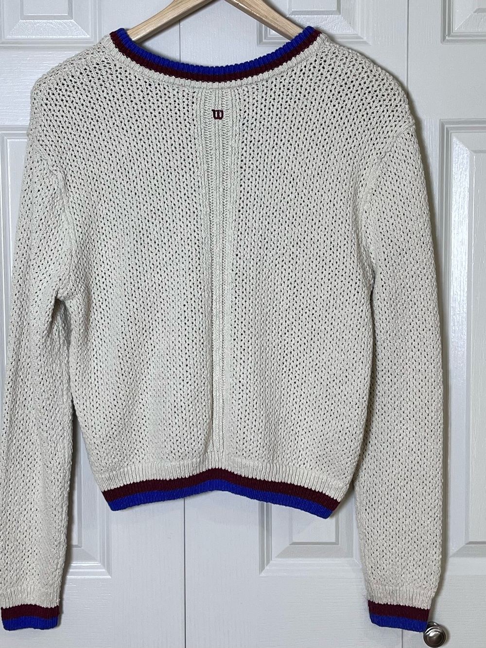 Wilson Womens Tennis Sweater Cream Blue
Burgundy V-Neck
Preppy Tenniscore Medium - Picture 4 of 8